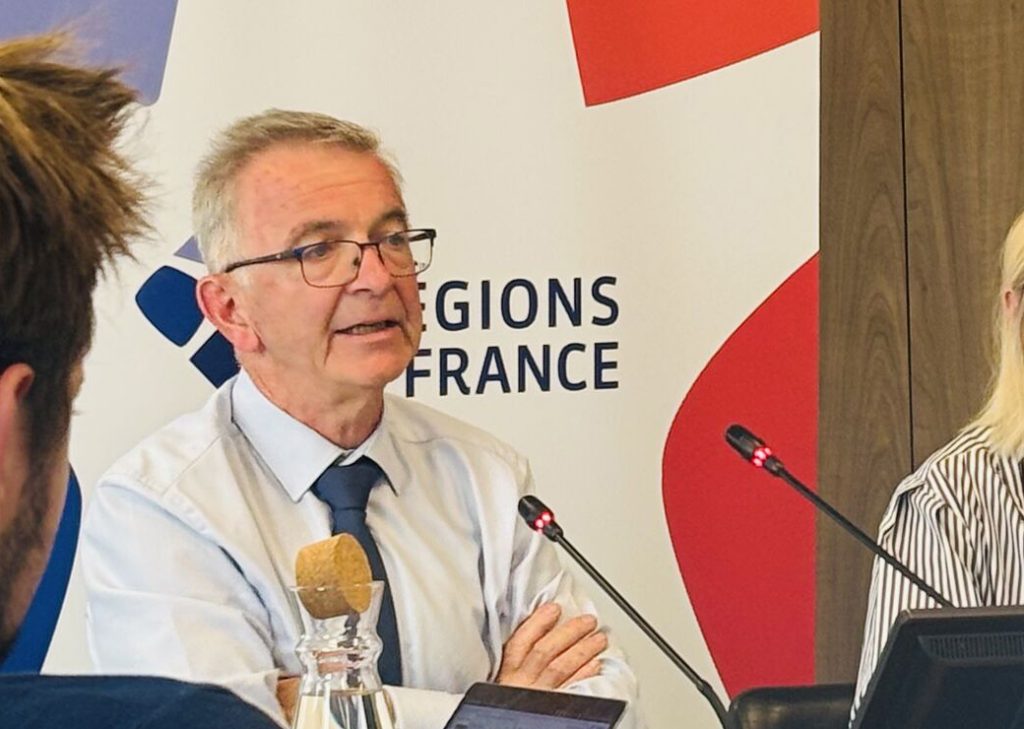 les régions veulent y voir plus clair